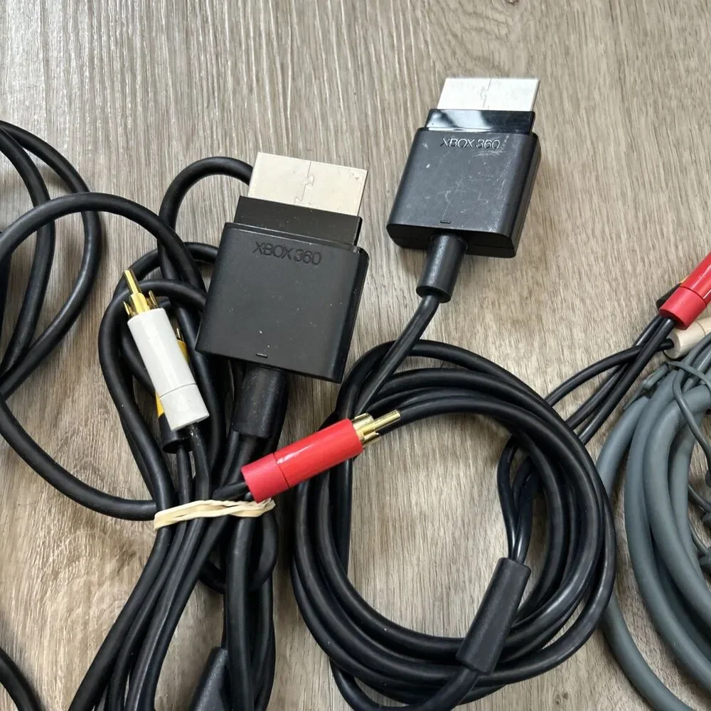 Microsoft Original Xbox & 360 Composite AV Cables Lot of 8 RCA Cords Tested